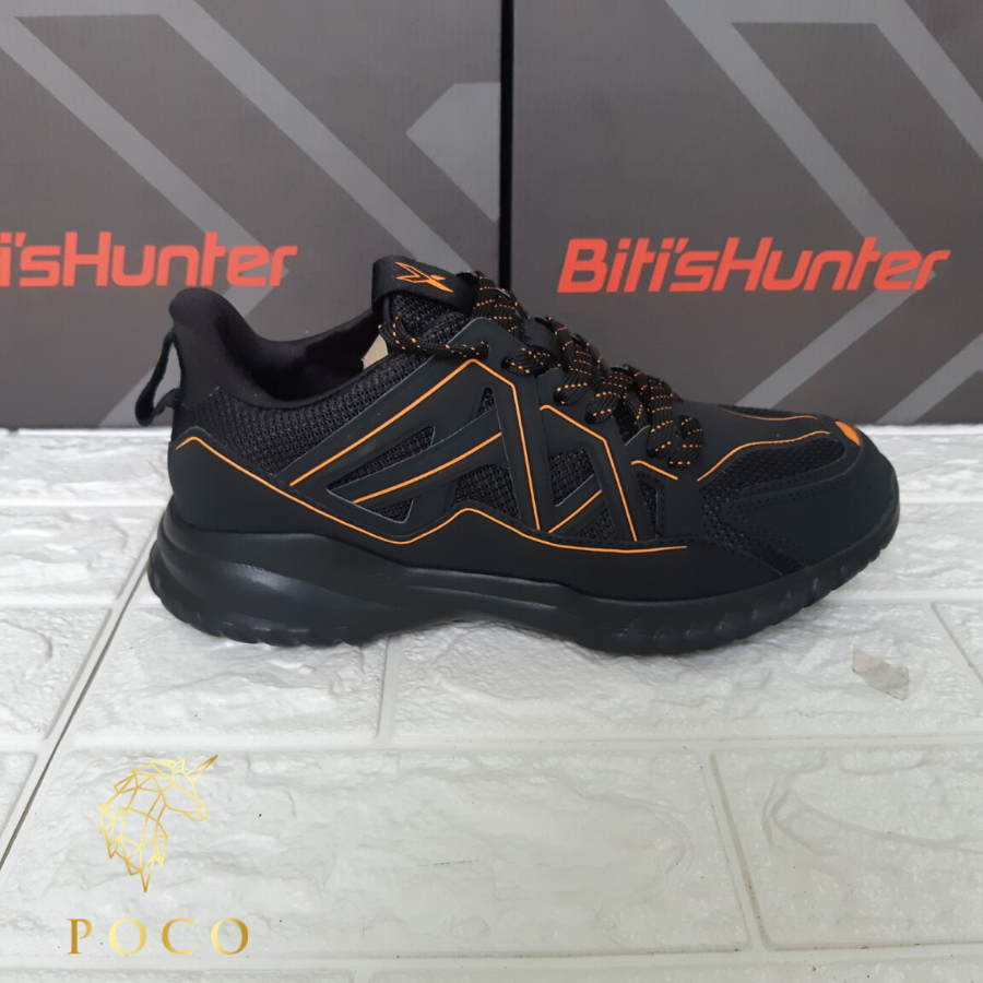Giày Thể Thao Nữ - Layered Upper Black - DSWH02800DEN