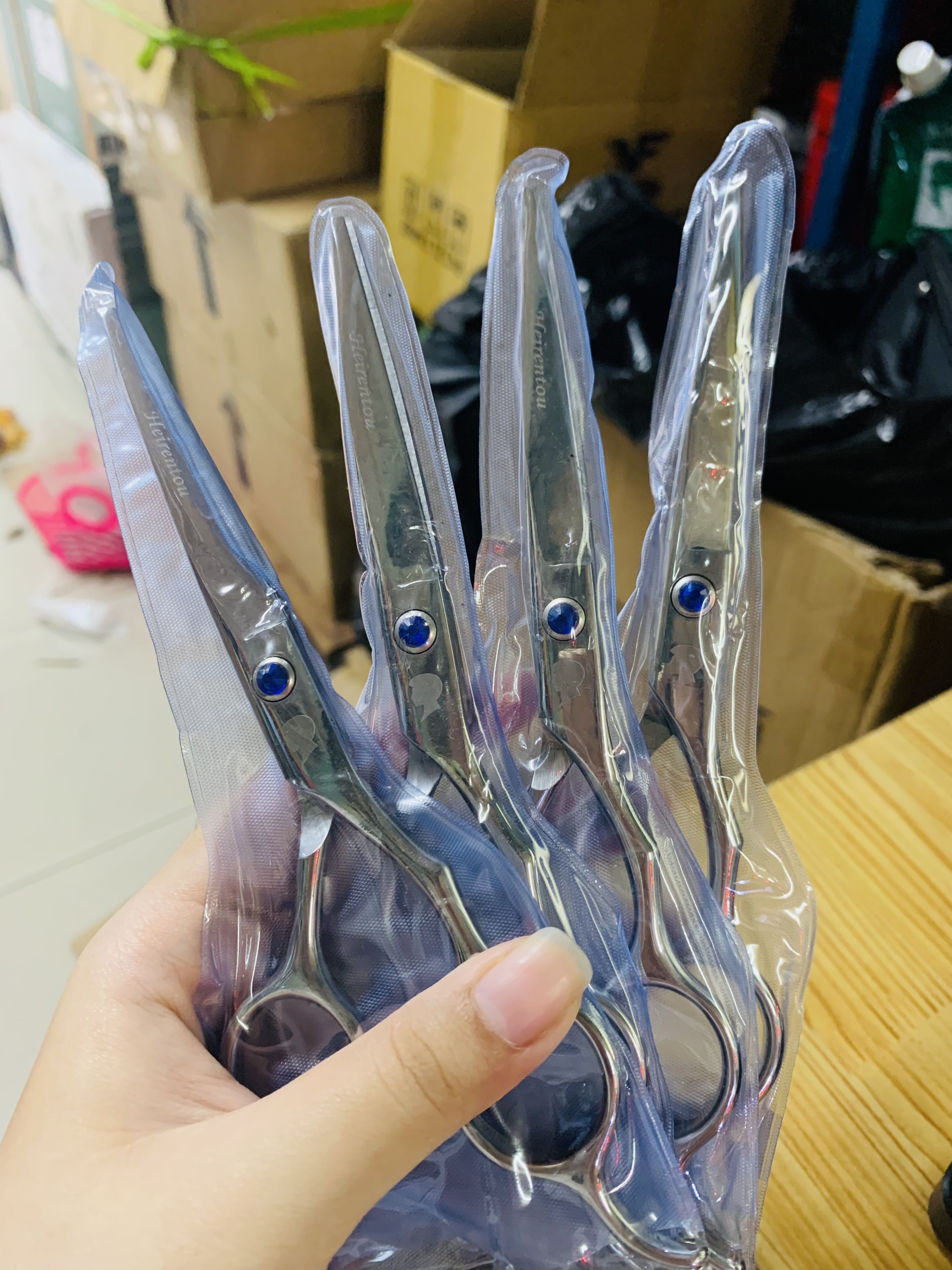 KÉO CẮT/ TỈA TÓC TONY&GUY NHIỀU MẪU SIZE 6.0 INCH