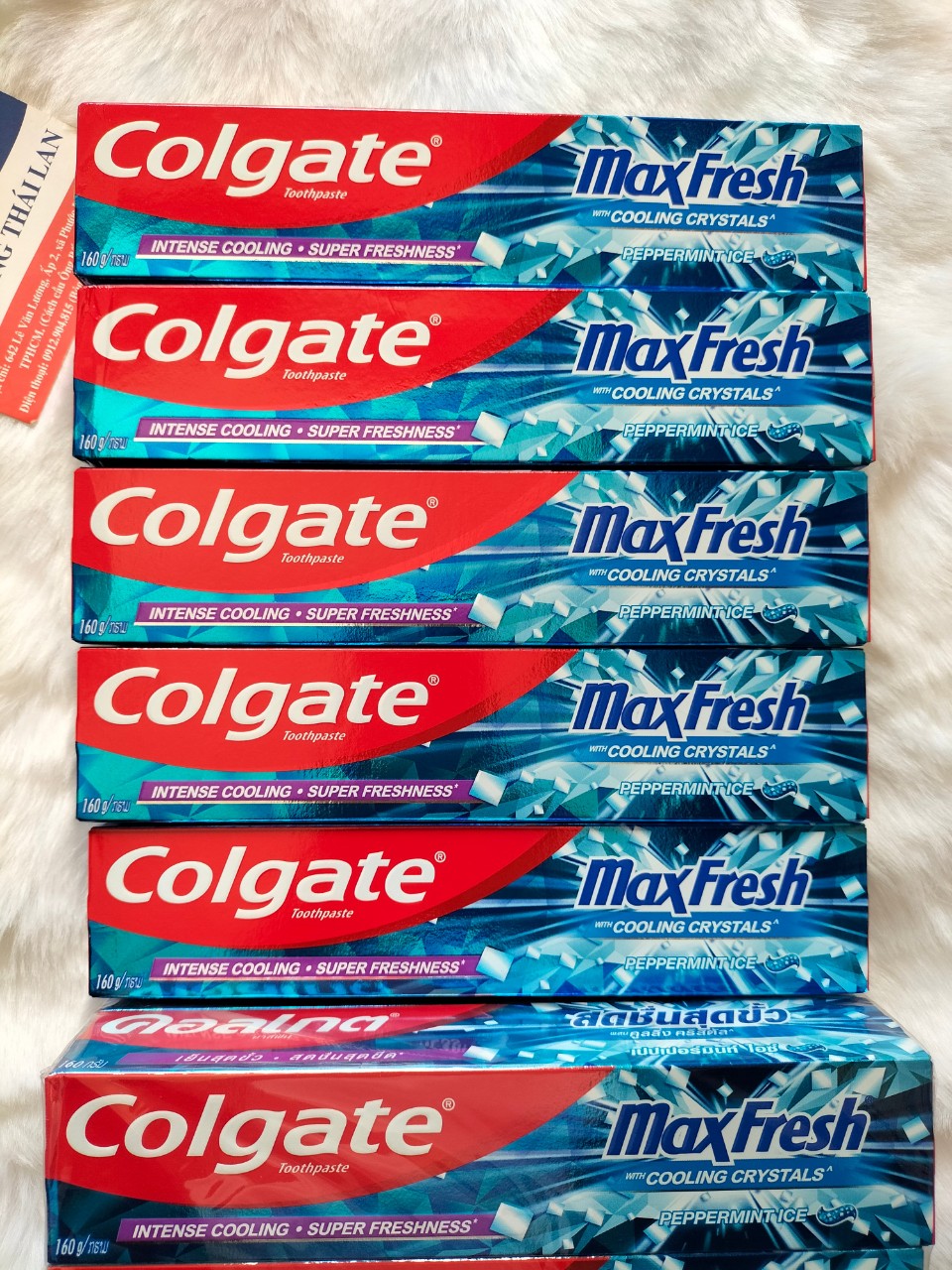 Kem đánh răng Colgate Max Fresh Thái Lan 155g