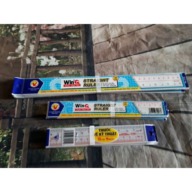 Thước vẽ kĩ thuật chuẩn độ dài