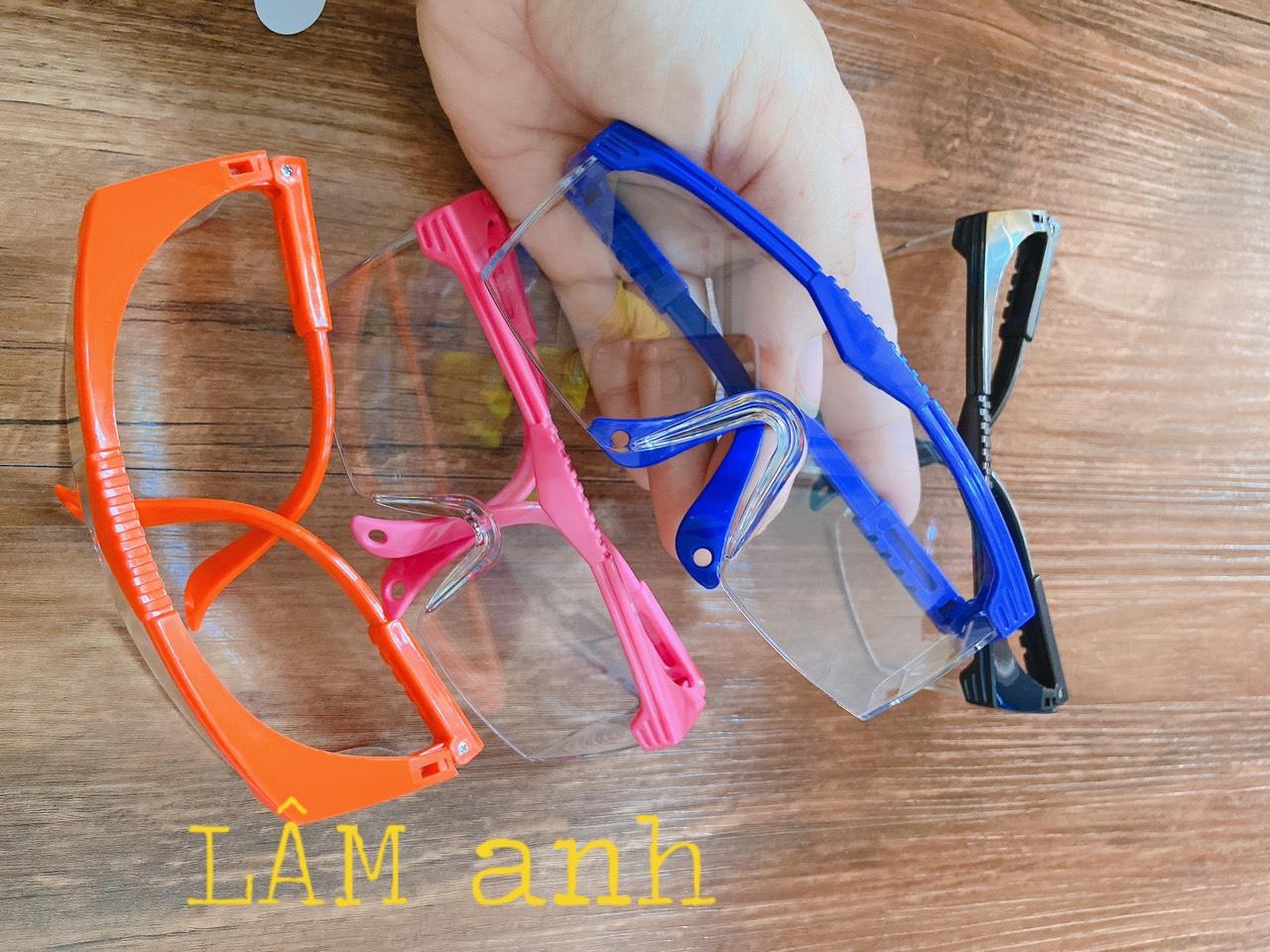 [HCM]Mắt kính bảo hộ cho bé