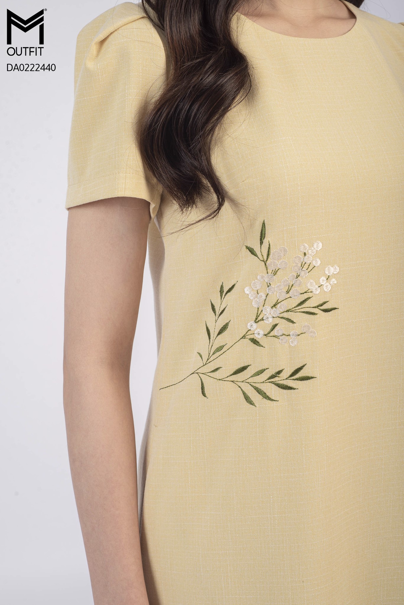 Đầm dáng suông, thêu hoa - Mmoutfit