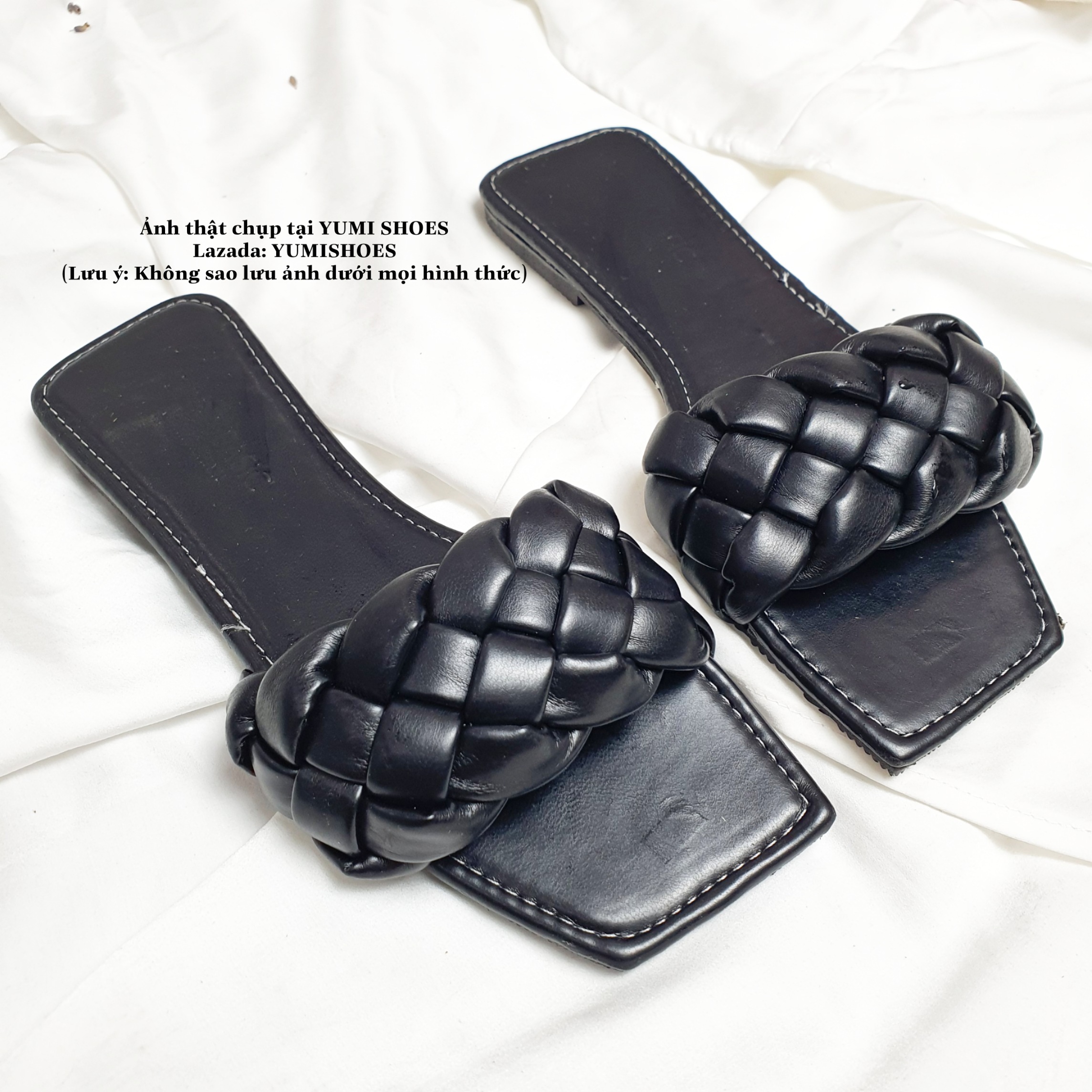 [HOT 2020] Dép lê nữ quai đan xoắn bện tết bính phồng ngang đơn giản 1 bản ôm chân 4 màu đen/xanh/vàng/kem dễ phối đồ nữ tính già rẻ trẻ trung mẫu mới trend xinh đẹp đế bệt mũi vuông [VIDEO+ẢNH THẬT] - yumishoes