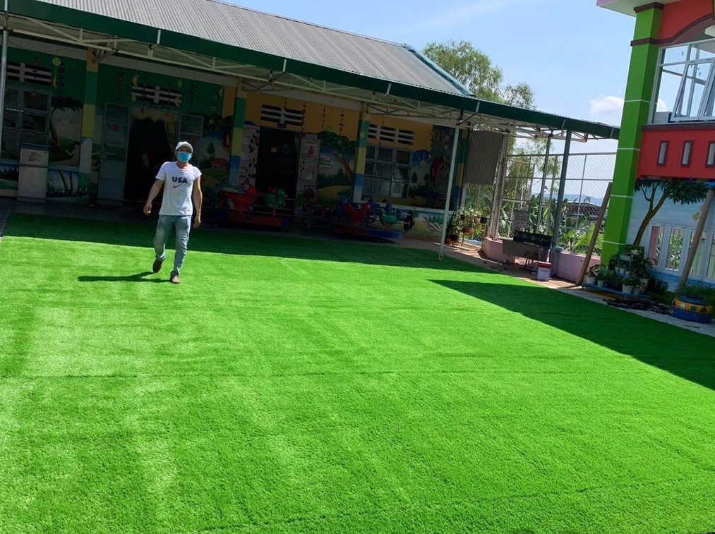 Cỏ Nhân Tạo lót sàn vỉa hè cao 2cm combo rộng 2m x 1m ,15m,2m ,2,5m ,3m , Thảm cỏ nhựa lót bể cá