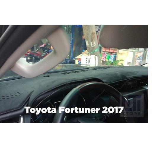 thảm taplo lông cừu theo xe fortuner
