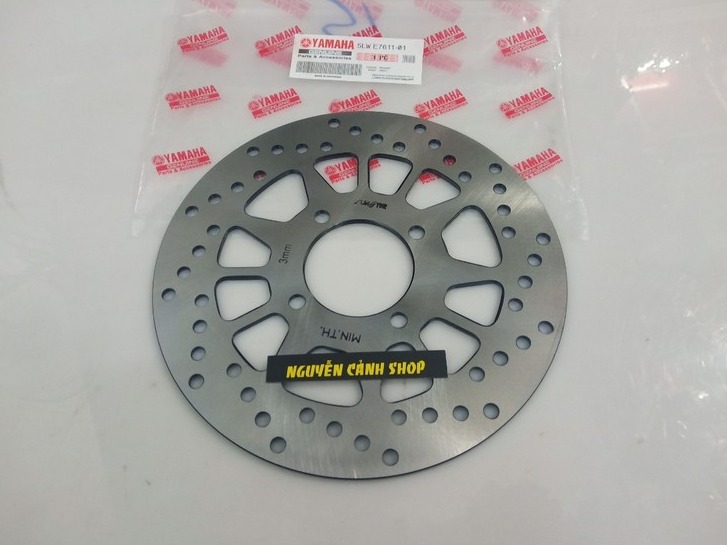 dĩa thắng trước xe sirius zin