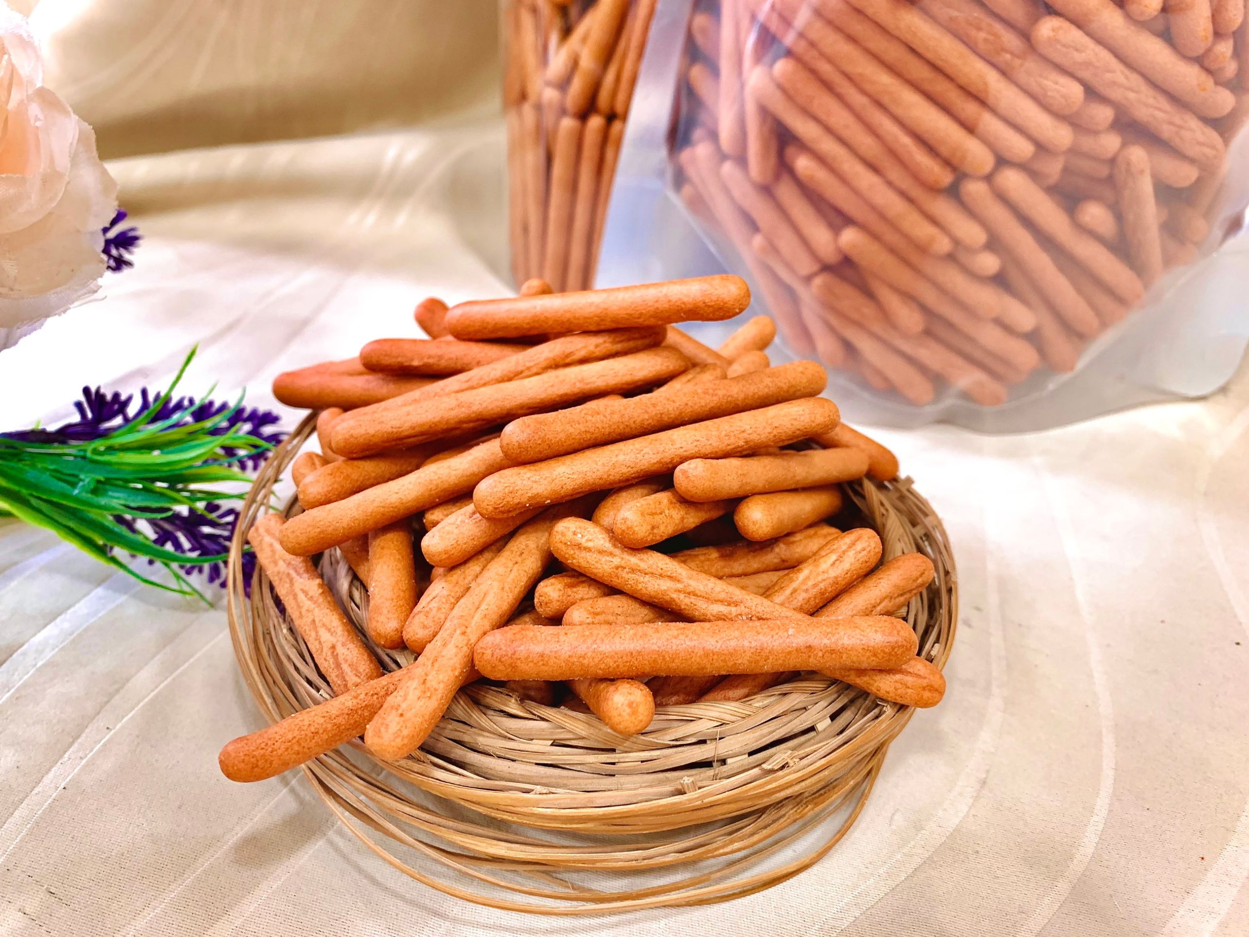 BÁNH QUY ĐŨA MẶN Bò Đội Nón