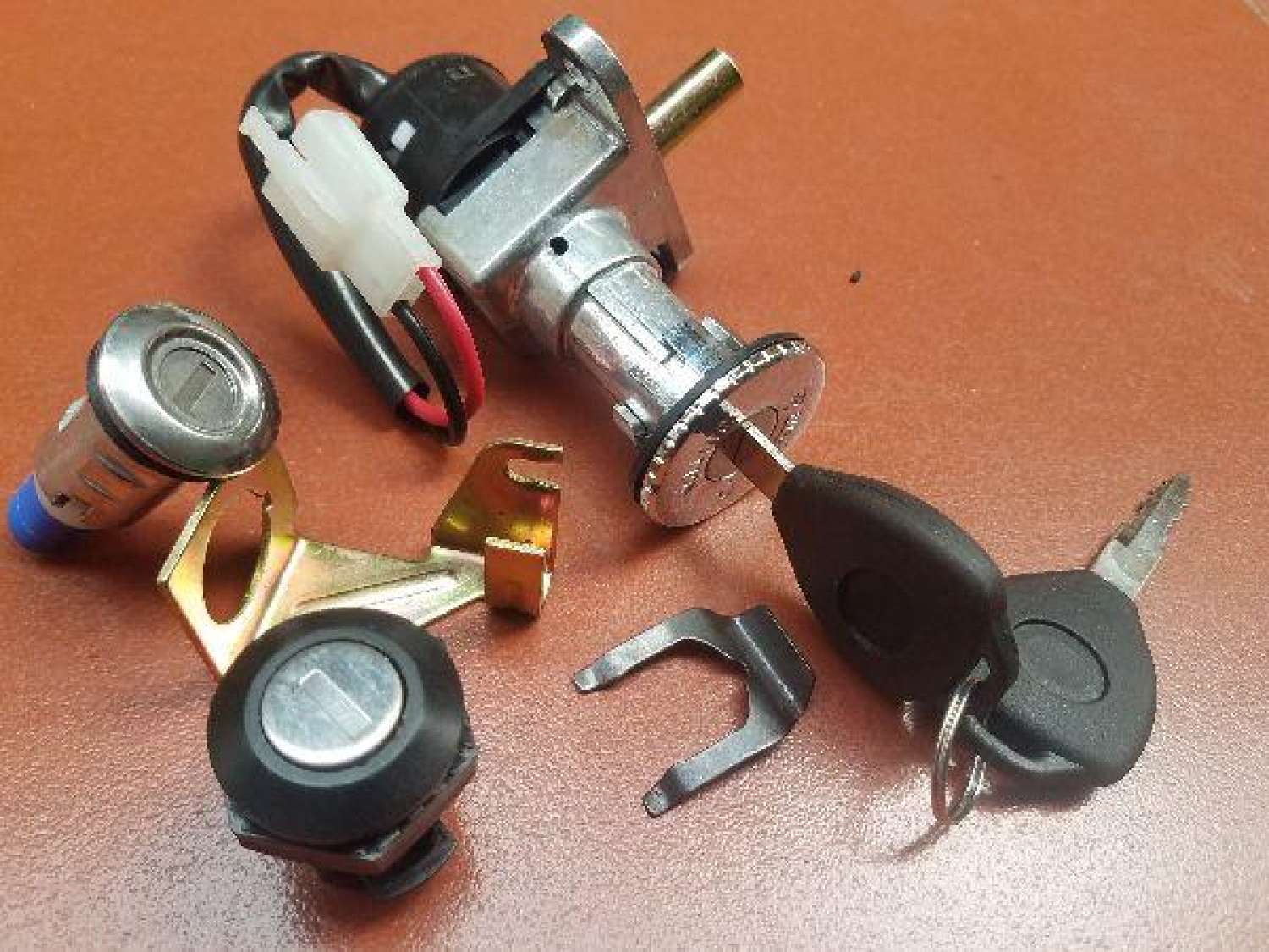 Bộ 3 khóa xe máy điện - xe Vespa