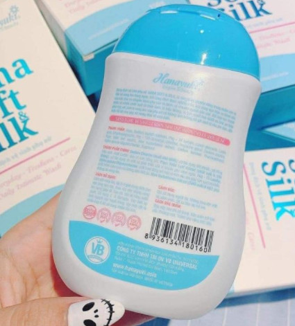 Dung Dịch Vệ Sinh Phụ Nữ Hana Soft Silk Hanayuki