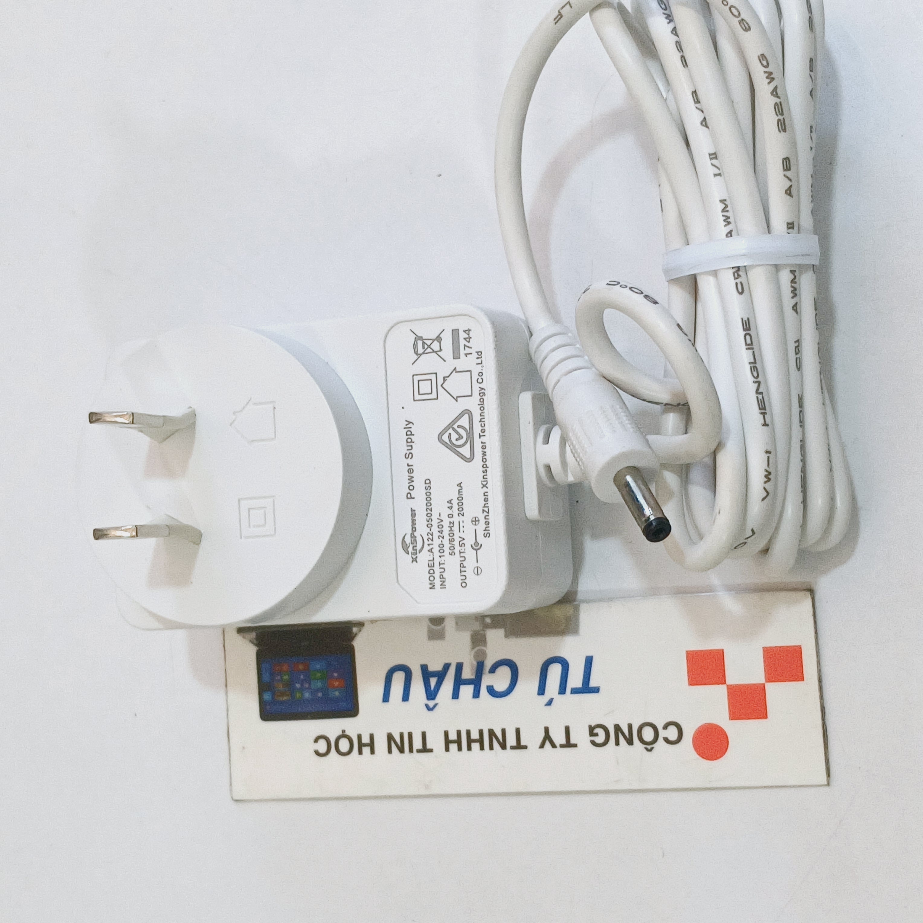 Adapter Dc 5V - 2A / 3.5mm X 1.35mm Plug) (Good Quality)