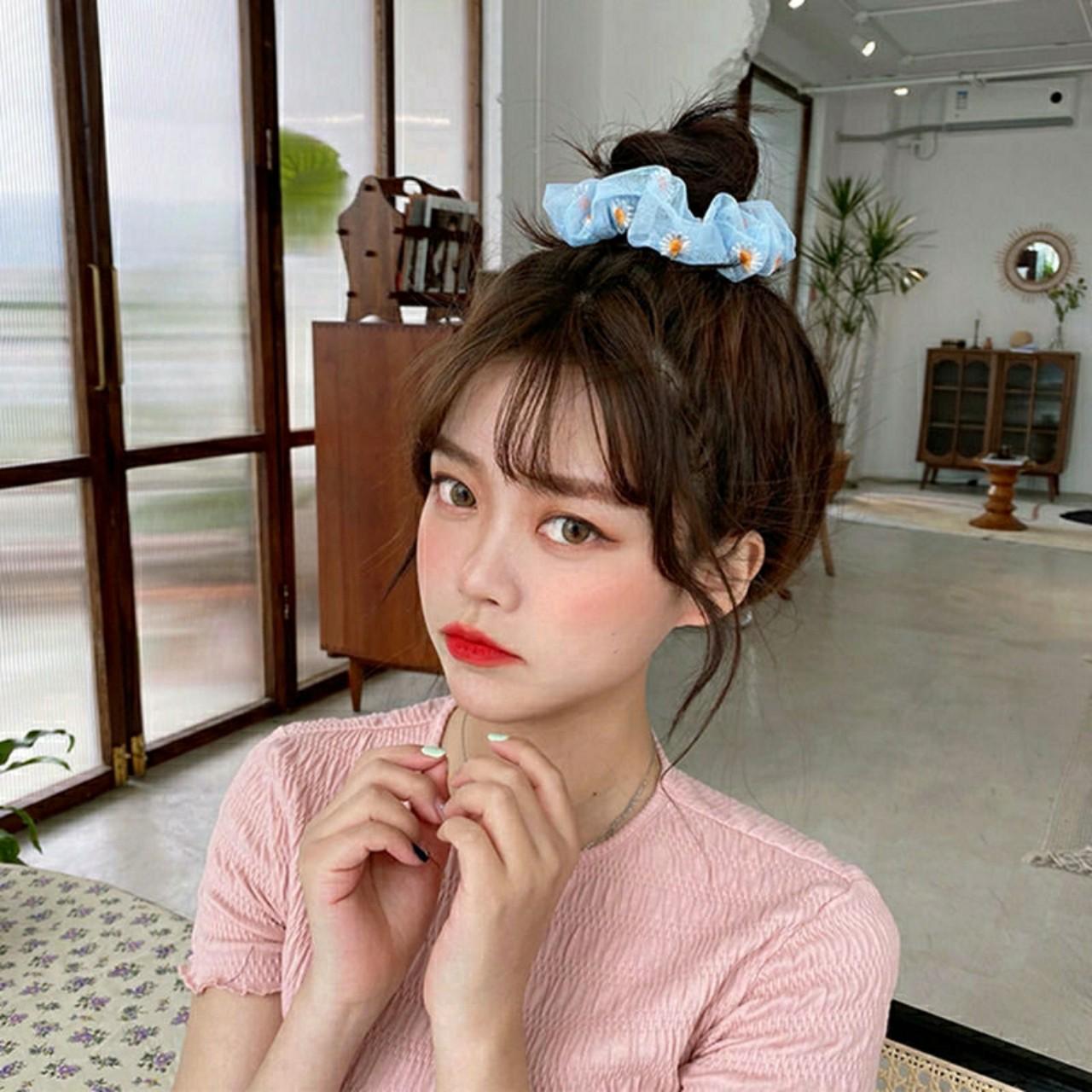 CỘT TÓC  SCRUNCHIE  HOA CÚC KÈM TÚI - COMBO 3