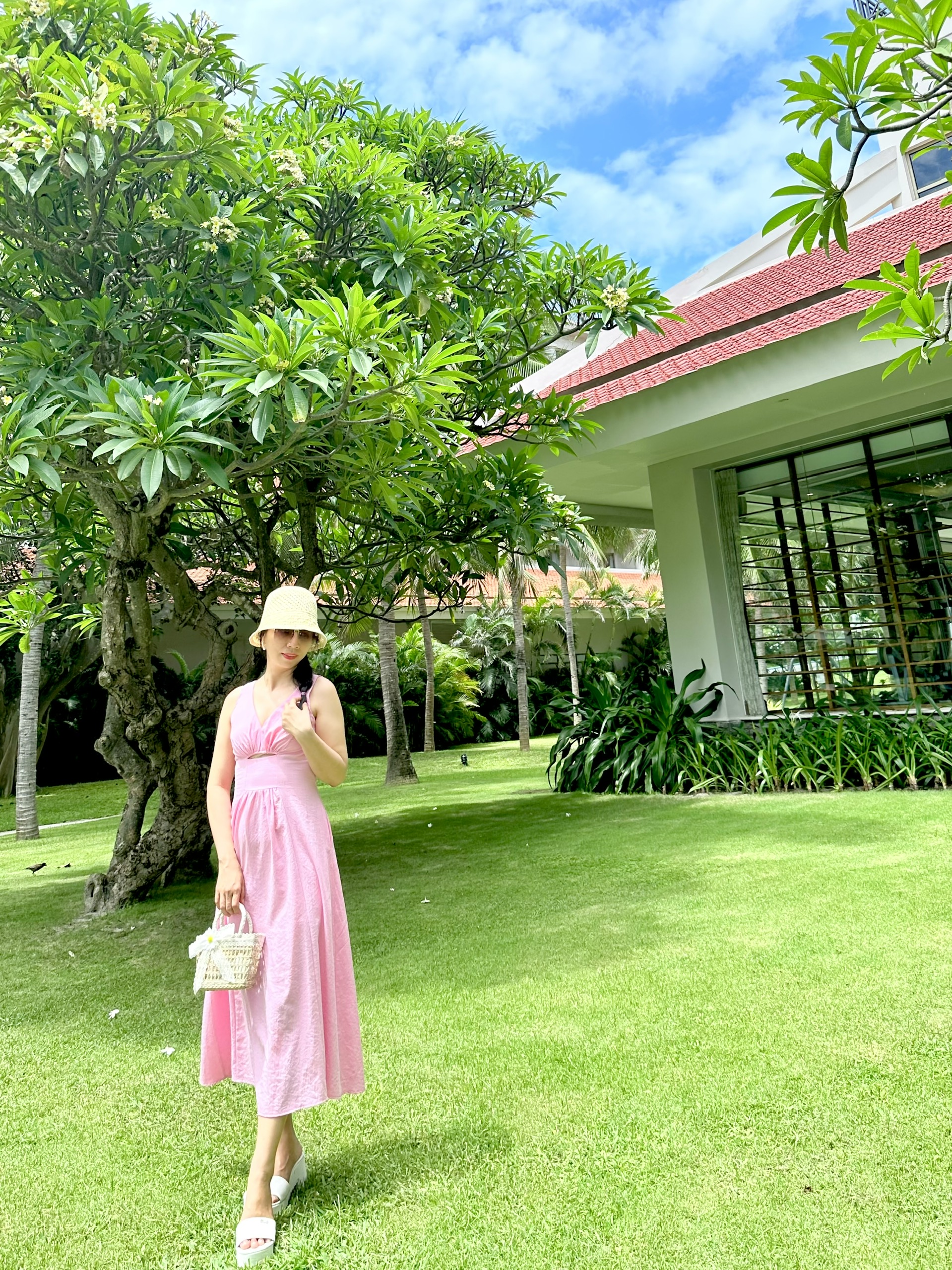 Đầm maxi dáng dài cổ v vải mịn đẹp siêu hot