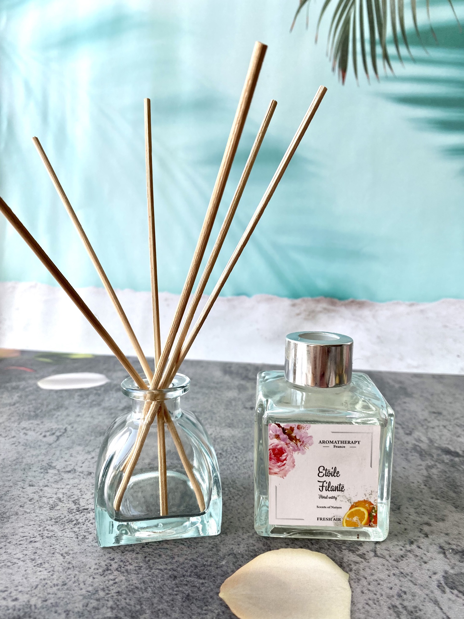 Perfume diffuser aroma incense rose Bouton, Japanese cherry blossoms, Marine fragrance, sweet orange Etoile Filante 100ml