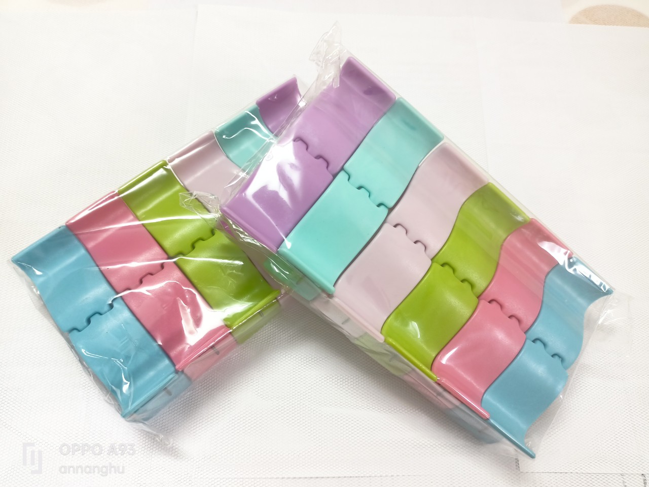 1 CHIẾC KẸP CÀNG CUA 5 CHẤU NHIỀU MÀU