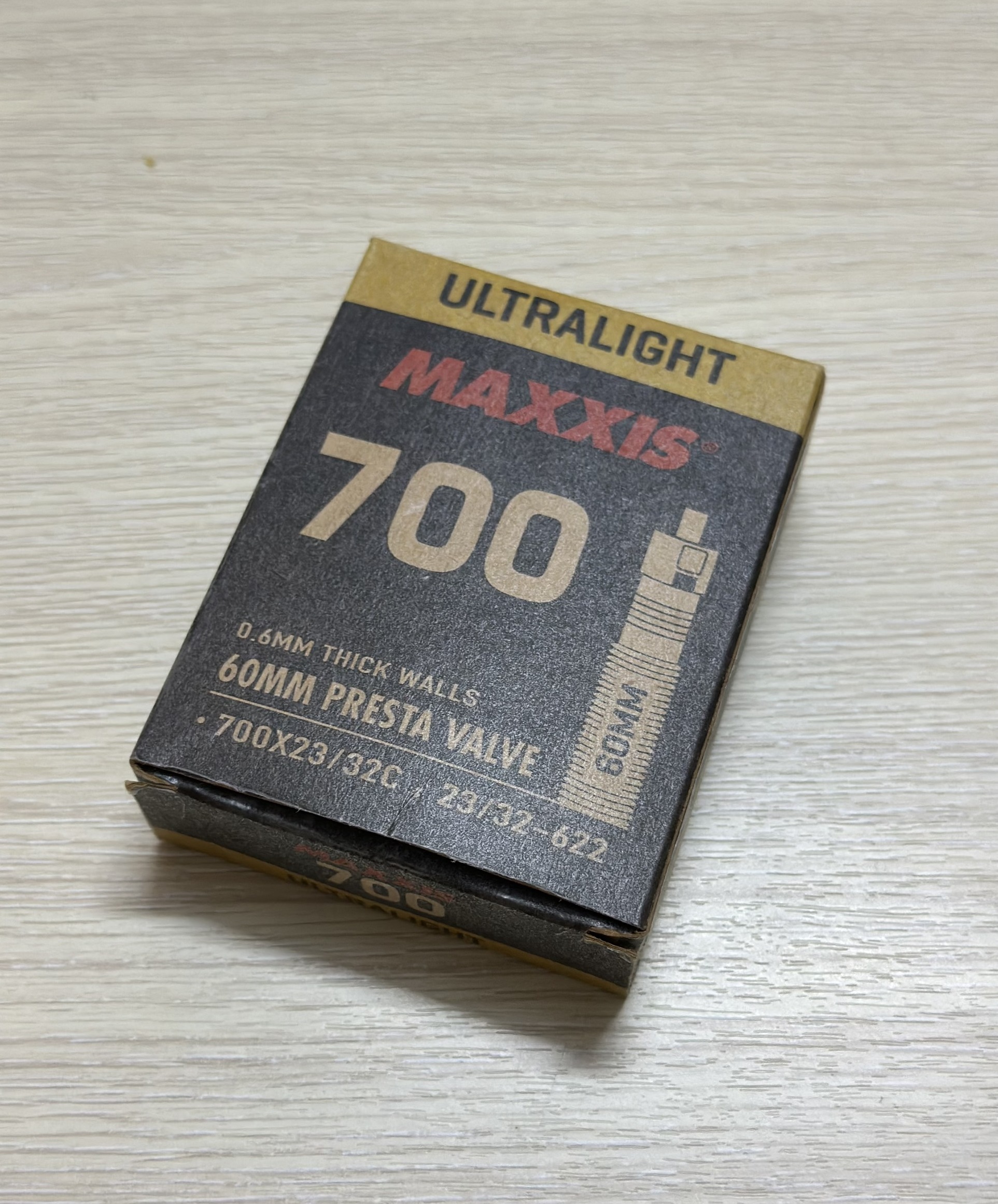 Ruột xe đạp maxxis ultra light 700×23/32c