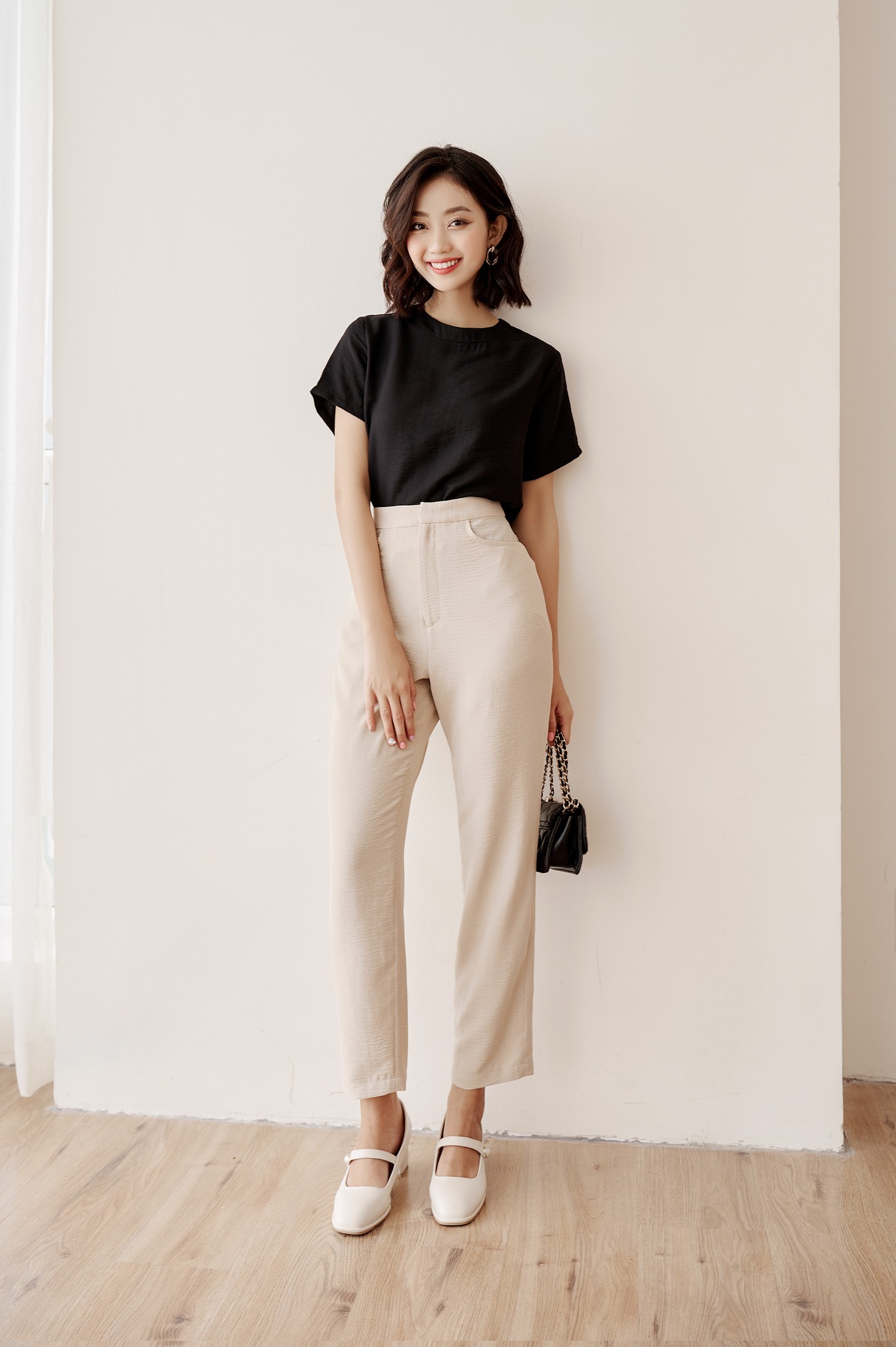 OLV - Áo Basic Tee In Black