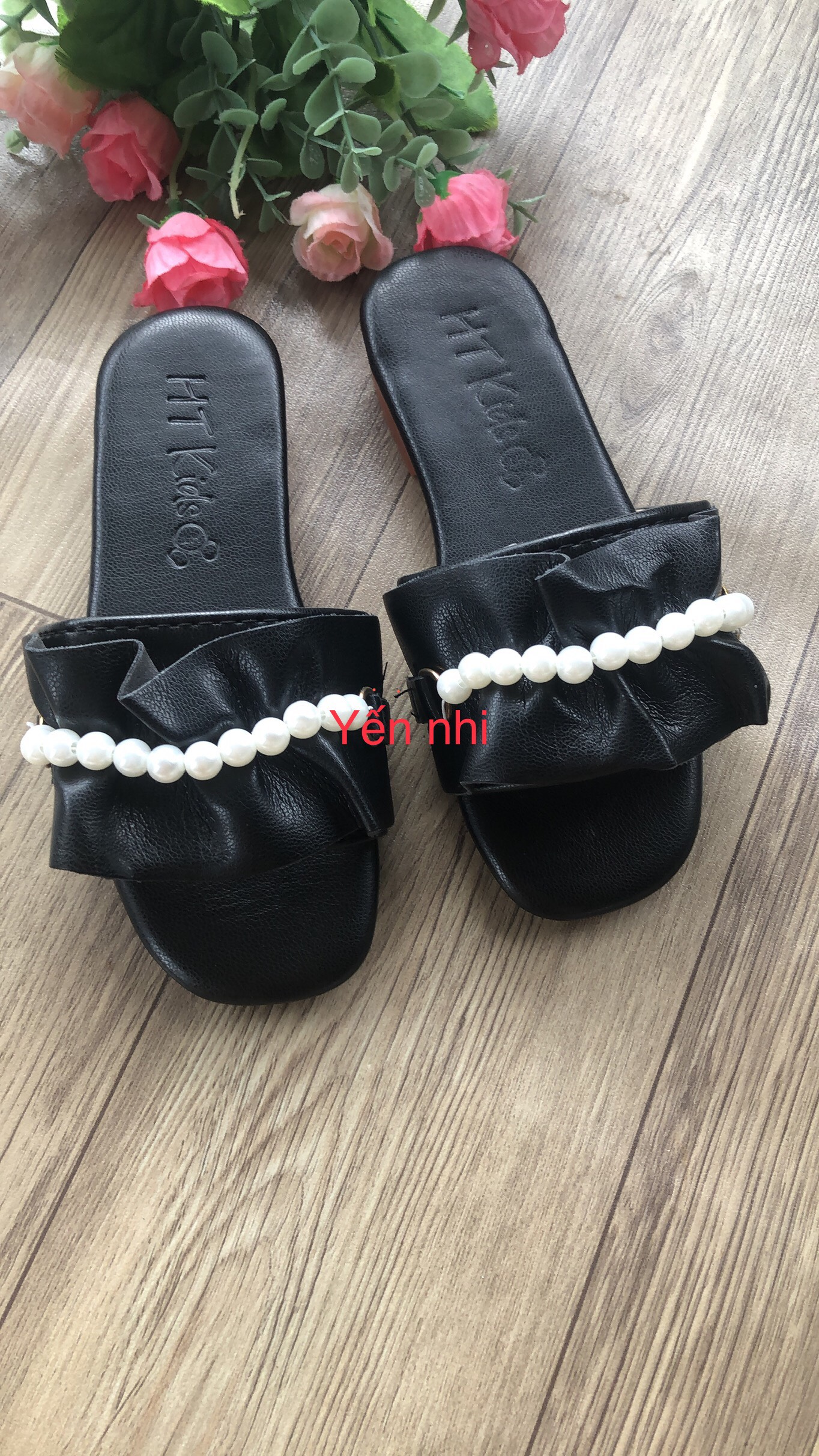 Dép da ren ngọc cho bé gái