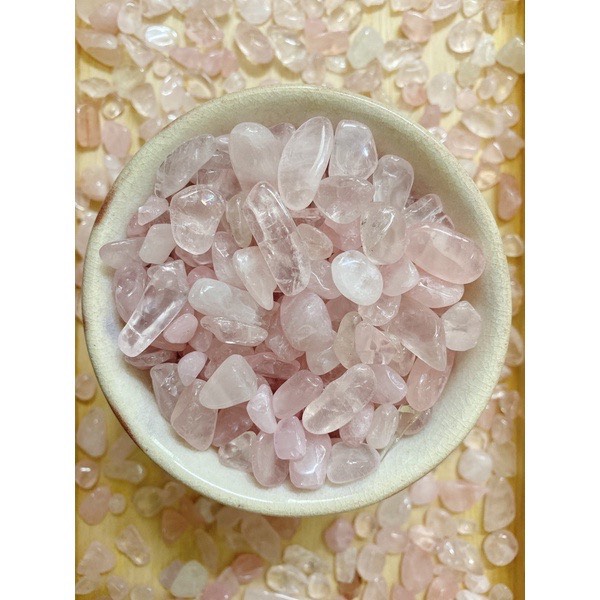 100g vụn đá Rose Quartz - Thạch anh hồng tự nhiên