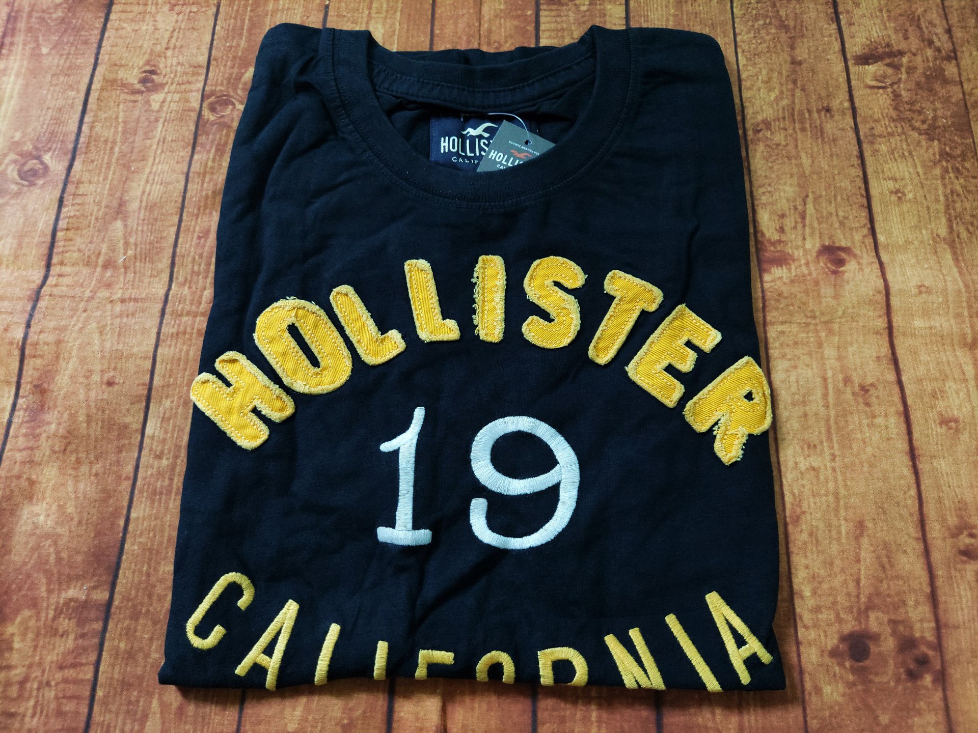 Áo thun Hollister 19 Navy