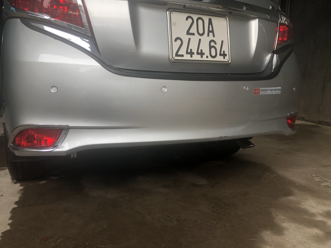 Bộ ốp viền đèn gầm sau xe Vios 2014-2017