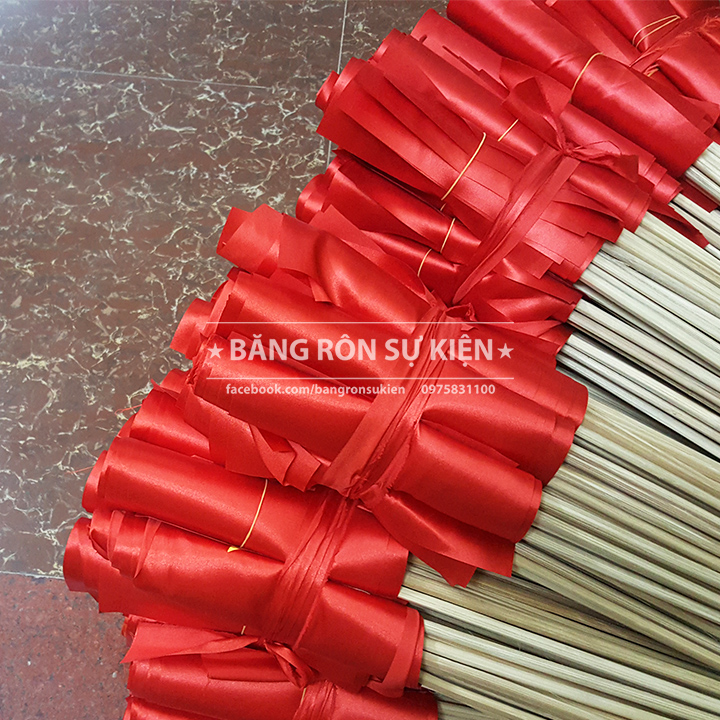Cờ tổ quốc kèm cán combo 10 chiếc