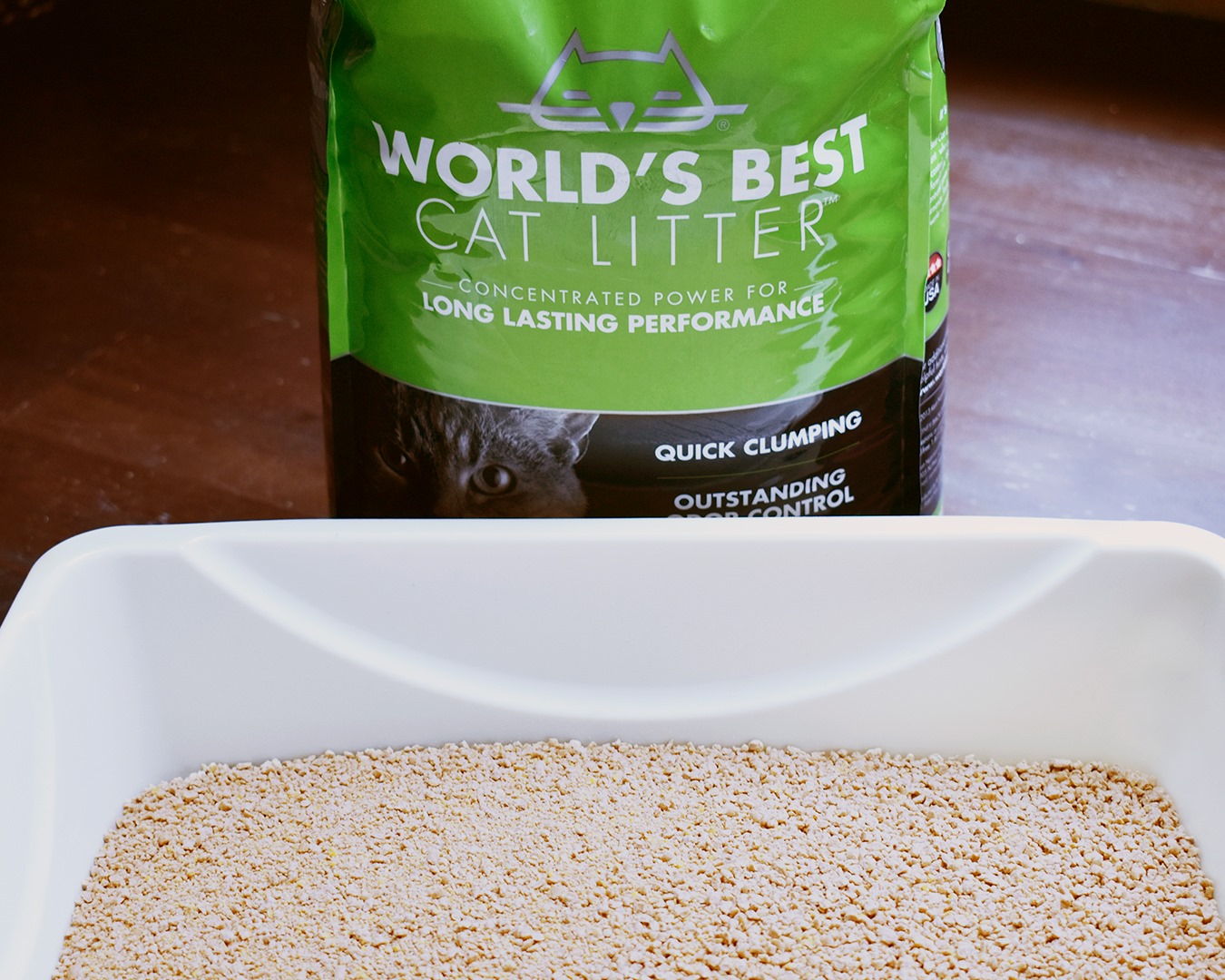 World's best Cát vệ sinh Mèo sản xuất tại Mỹ