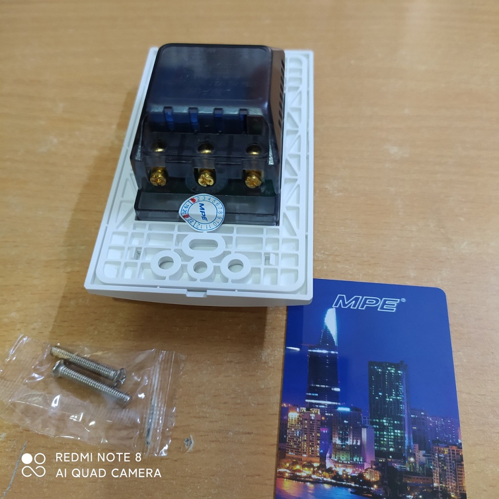 [HCM]CÔNG TẮC THẺ TỪ 25A MPE DÙNG CHO KHÁCH SẠN