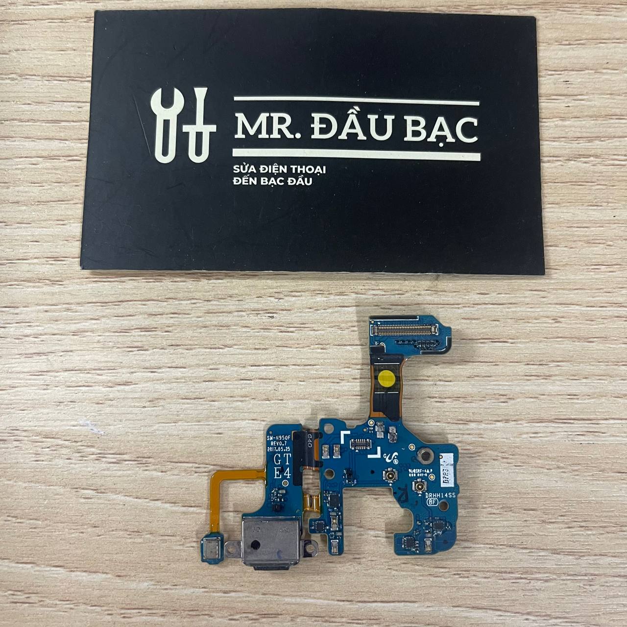 Cụm sạc điện thoại samsung note 8 sm-n950f/ cáp cảm biến samsung note 8