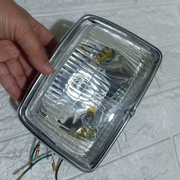 Quá chất luôn - Bộ đèn pha xe CUB 82