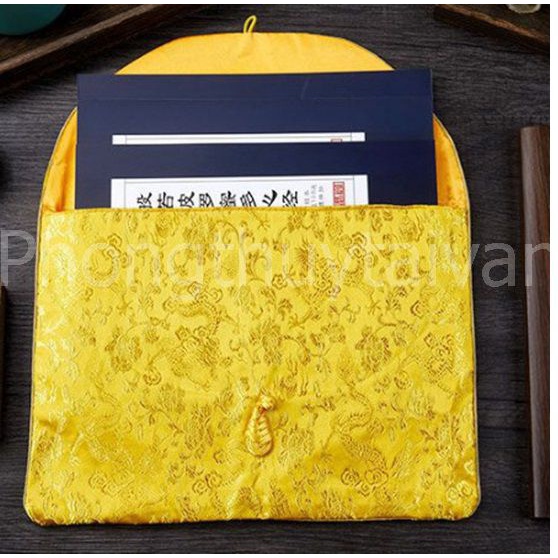 Túi thêu Thổ Cẩm 24cm*34cm ( mẫu giao ngẫu nhiên) - đựng sách, kinh phật, ....