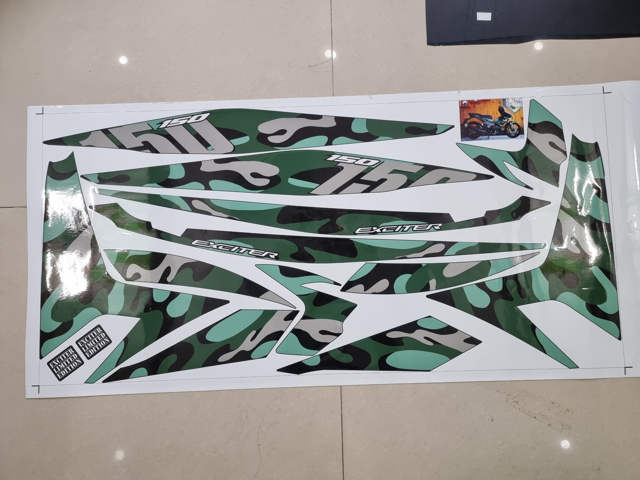 Tem xe exciter 150 yamaha màu camo