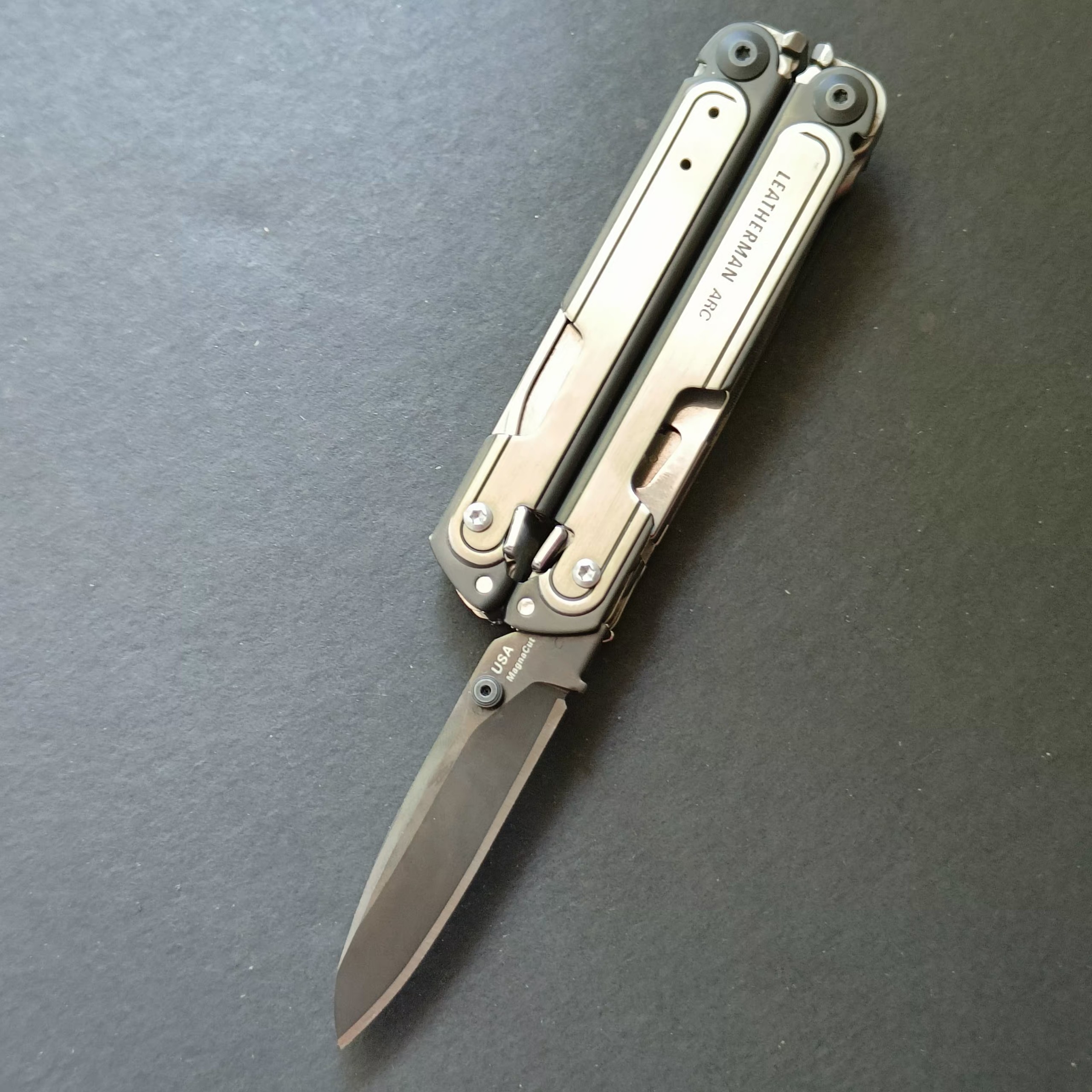 Kềm đa năng Leatherman ARC - Nhập Mỹ