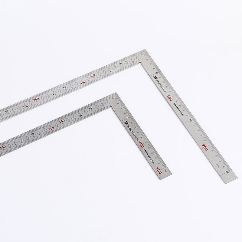 Thước sắt, thước vuông ke góc 30cm Bosi
