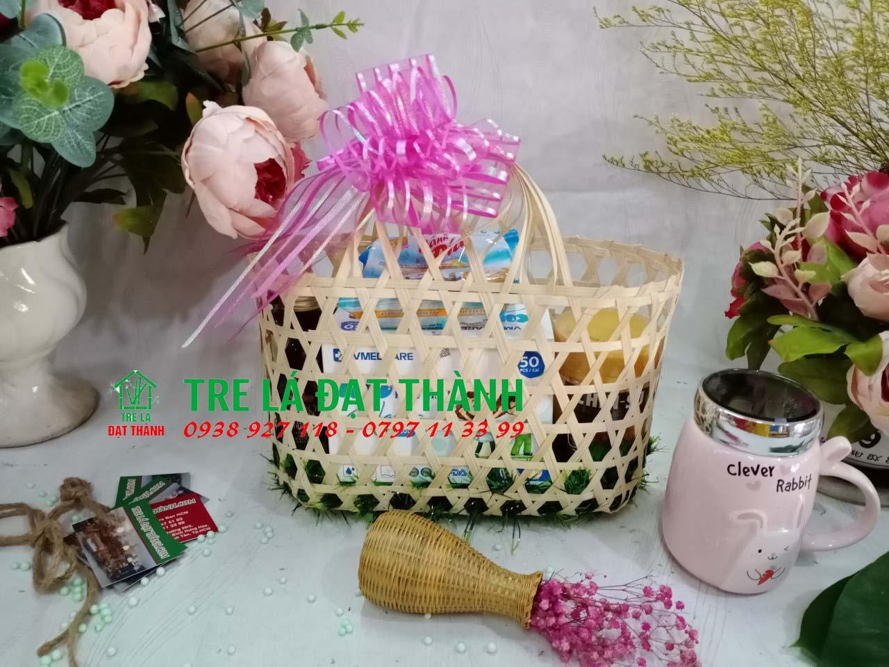 Giỏ quà tre dan - Giỏ quà tết độc đáo làm từ tre đan dễ thương