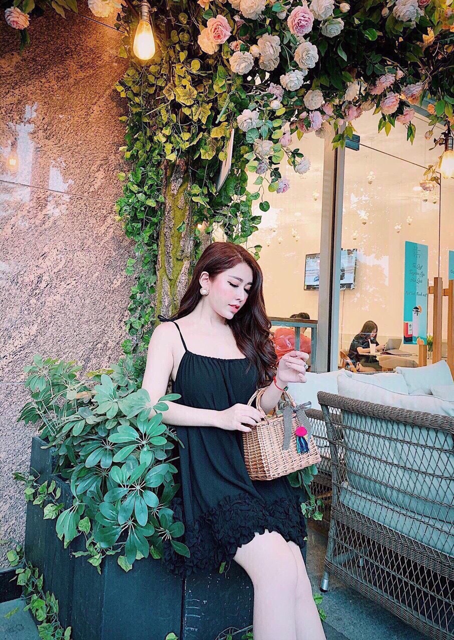 Đầm Voan