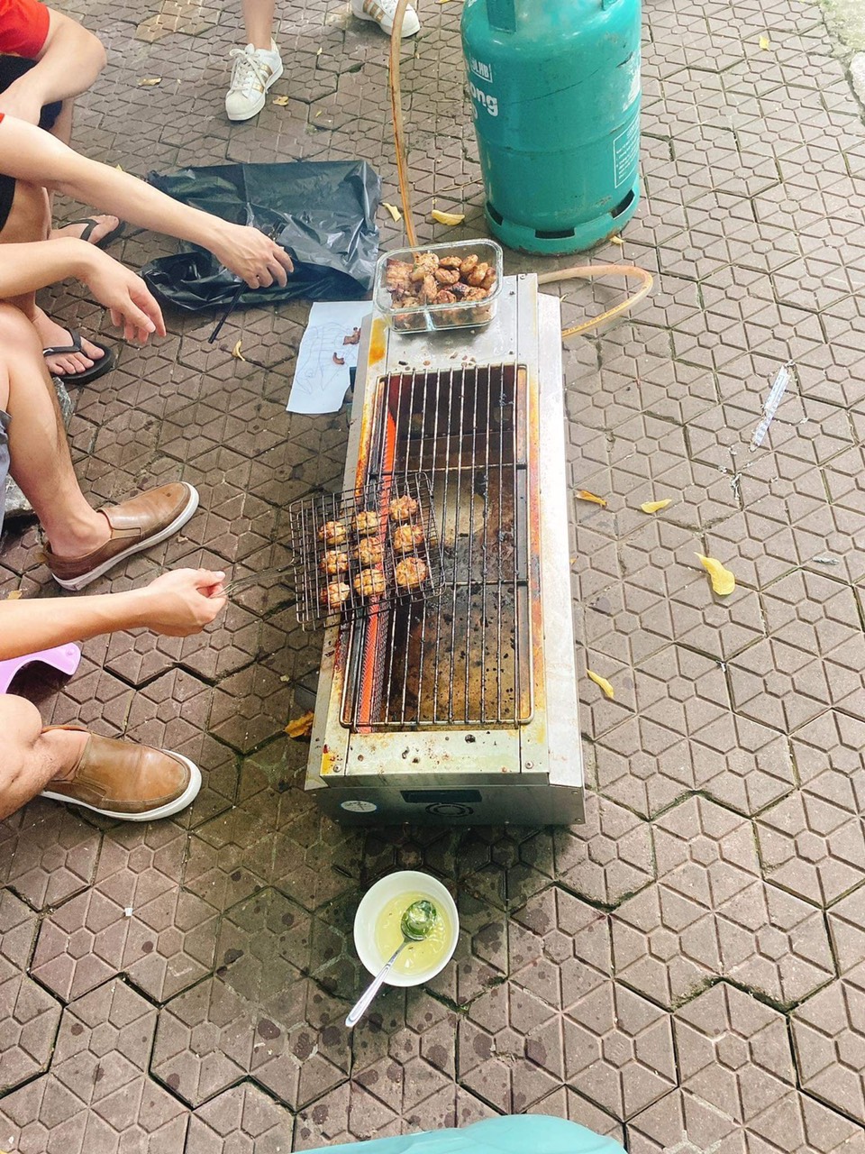 Bếp nướng BBQ 180cm dùng gas