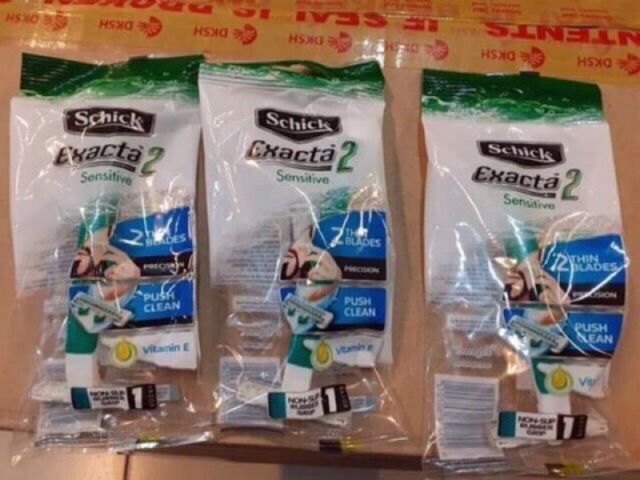 Dao cạo râu Schick Exacta 2