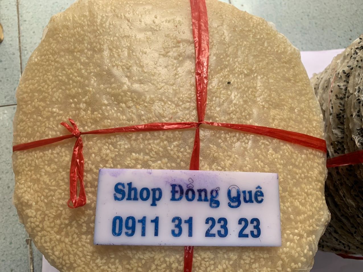 BÁNH TRÁNG GẠO MÈ TRẮNG NƯỚNG  ( ĐẶC SẢN QUÊ HƯƠNG BÌNH ĐỊNH)