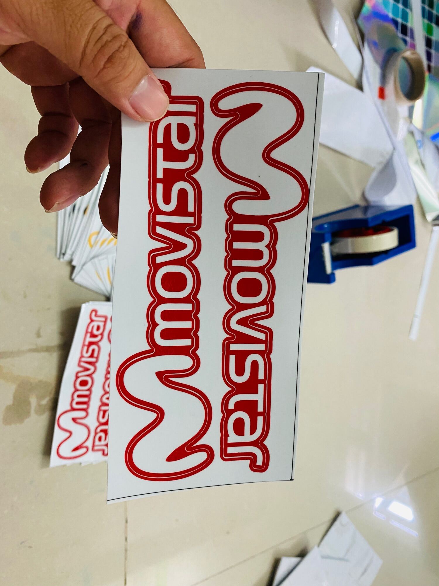 Logo chữ Movistar