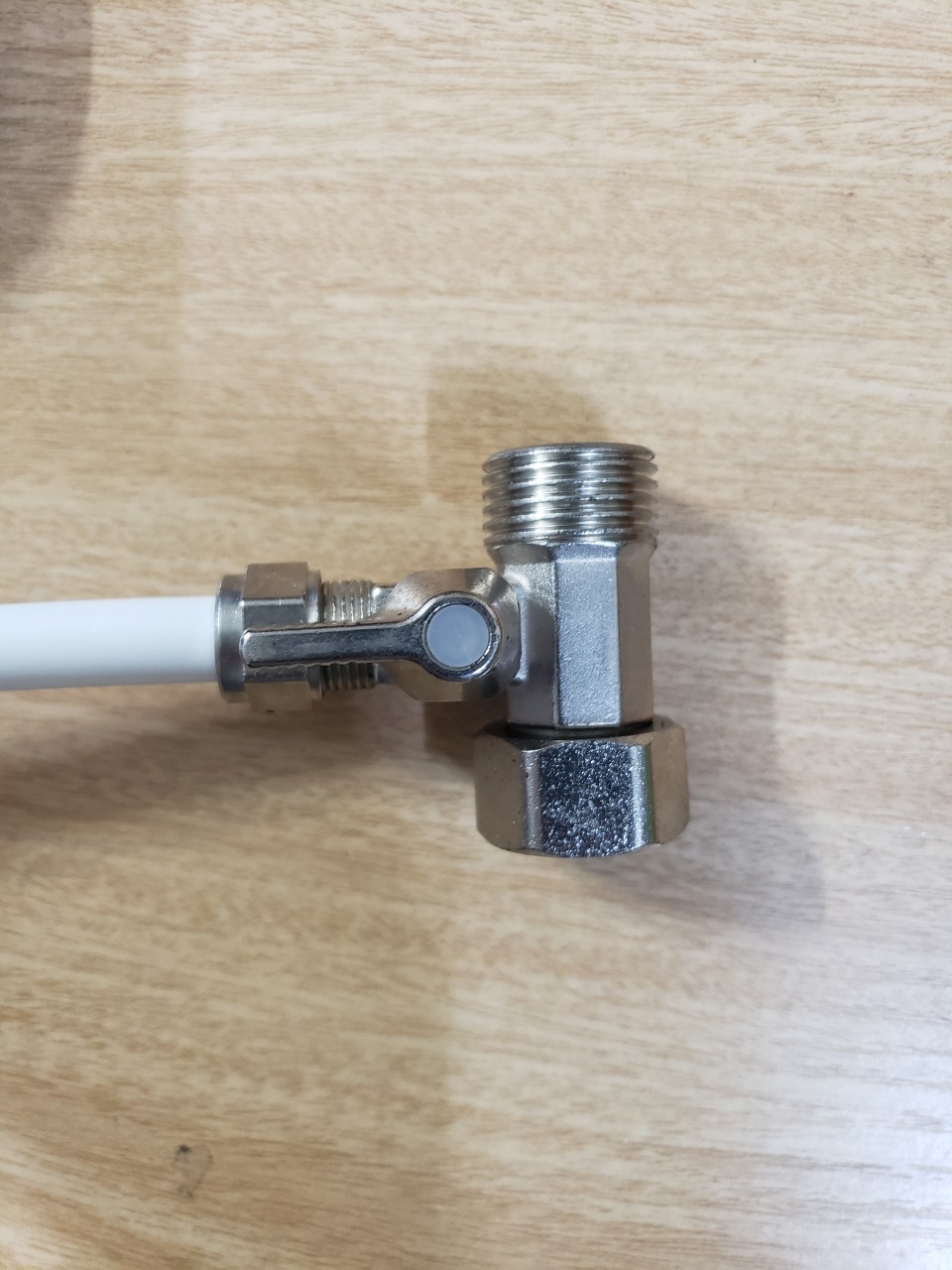 (HCM) Khóa Cấp Nước Đúc Liền Ren 21 Dây 10mm (Van Khóa Máy Lọc Nước)