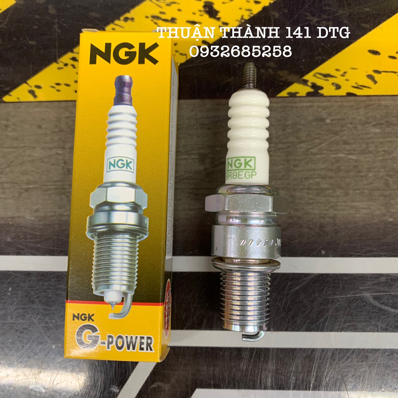 Bugi sport ngk bạch kim - xipo - yaz
