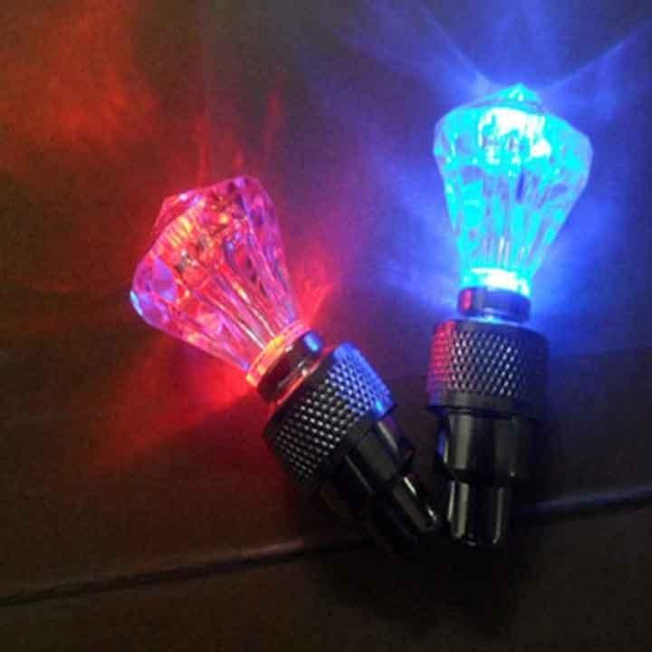 Đèn gắn chân van 7 màu 2 cái , đèn led van xe máy trang trí