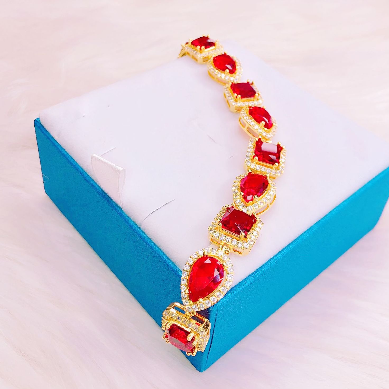 Beautiful women bracelets pearl bracelets lovely women bangle crystal cuff bracelet high grade diamond bracelets 24k gold bangle wedding jewelry fashion jewelry Gado vq37 white gold plated sterling silver bracelet-not black promise