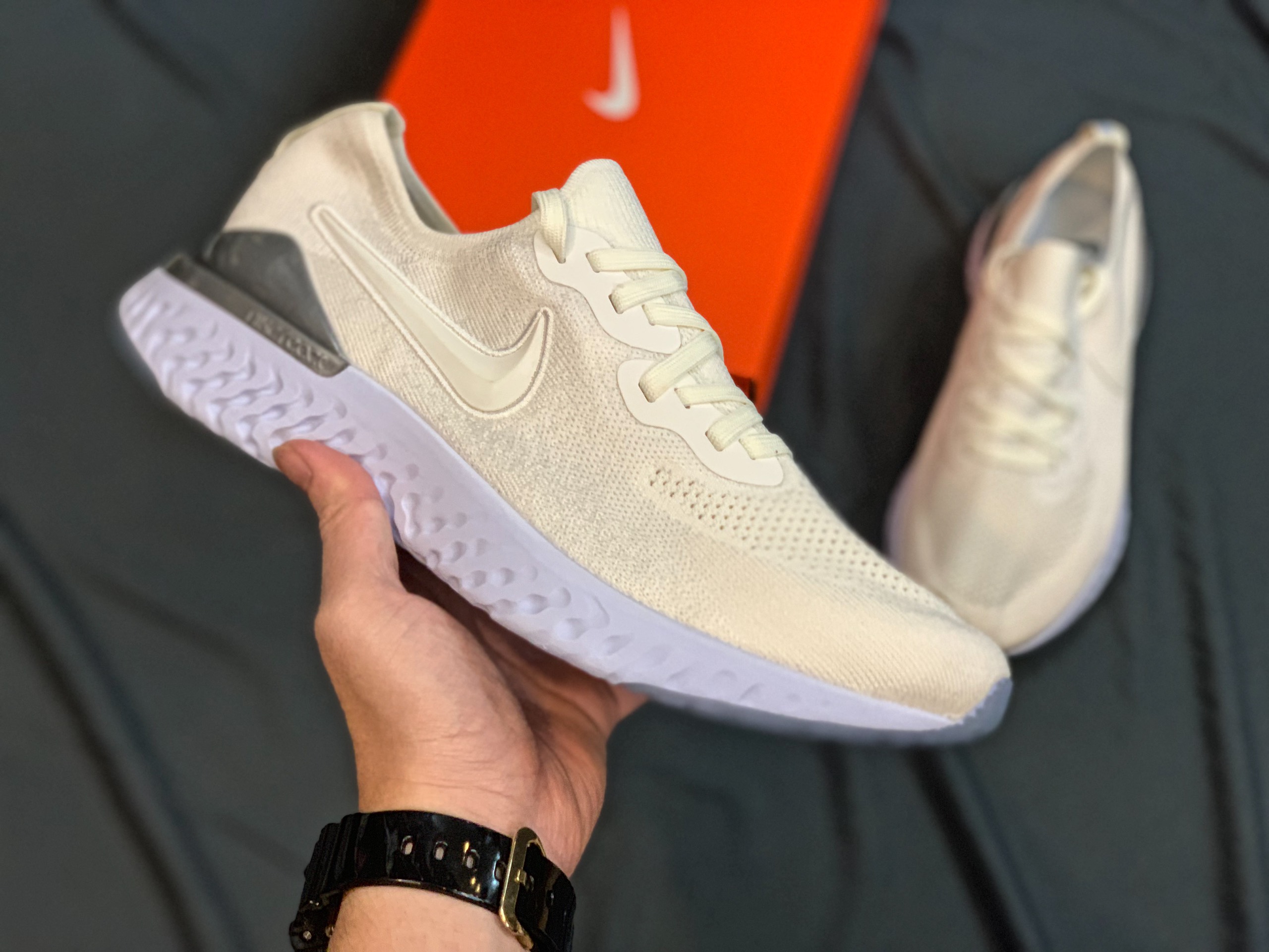 Giày nam nữ epic react mới siêu nhẹ bền êm cao cấp (vàng kem)