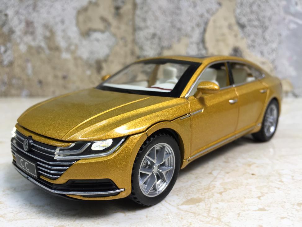 [HCM]Mô hình xe ô tô Volkswagen CC 2019 1:32