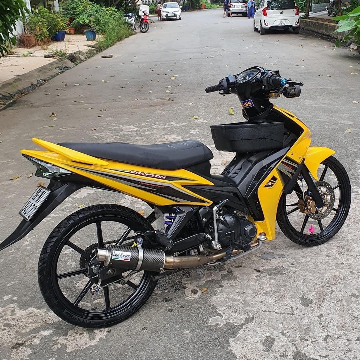 Tem rời exciter 2010 Crypton dán xe vàng
