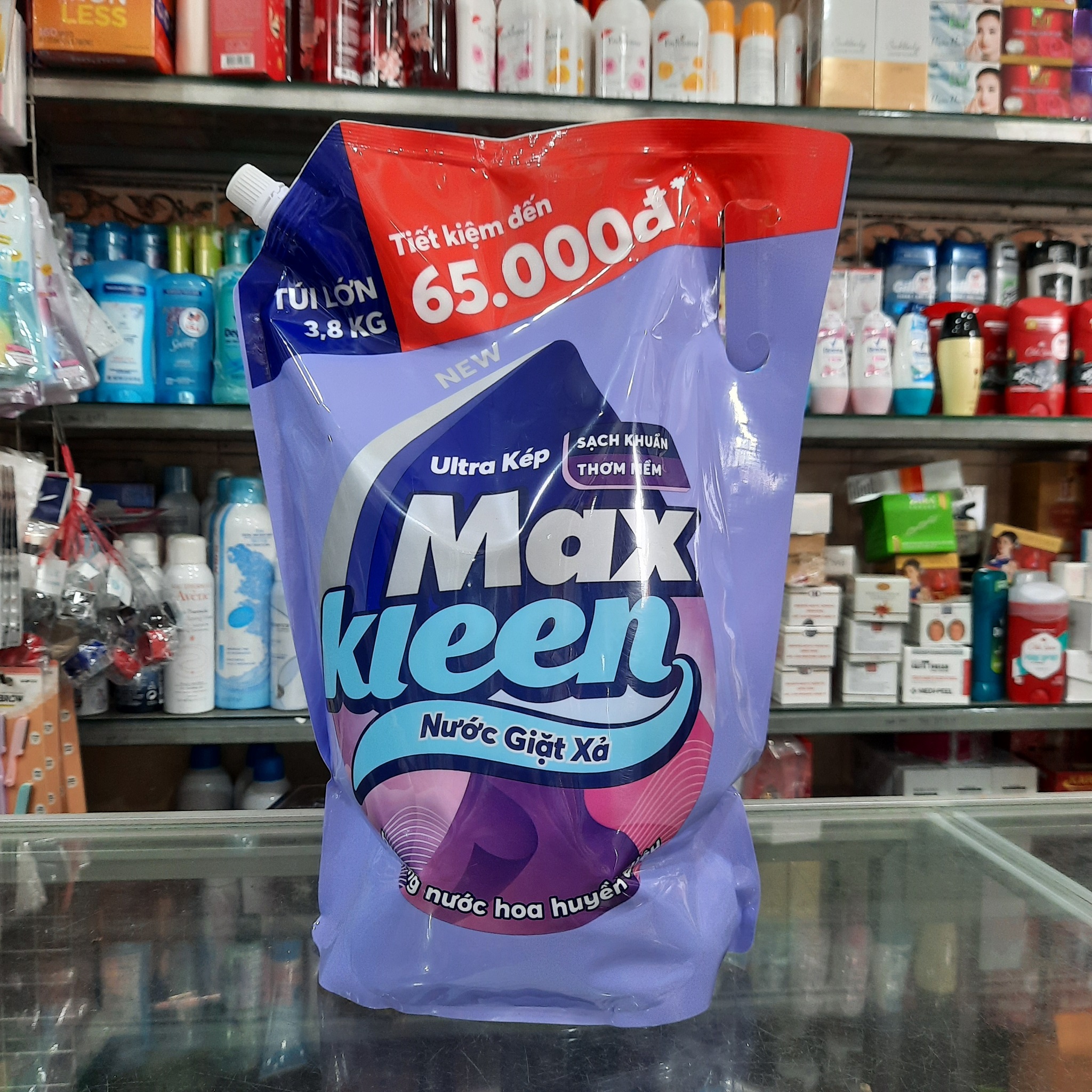 Nước giặt xả Maxkleen hương nước hoa huyền diệu 3,8kg
