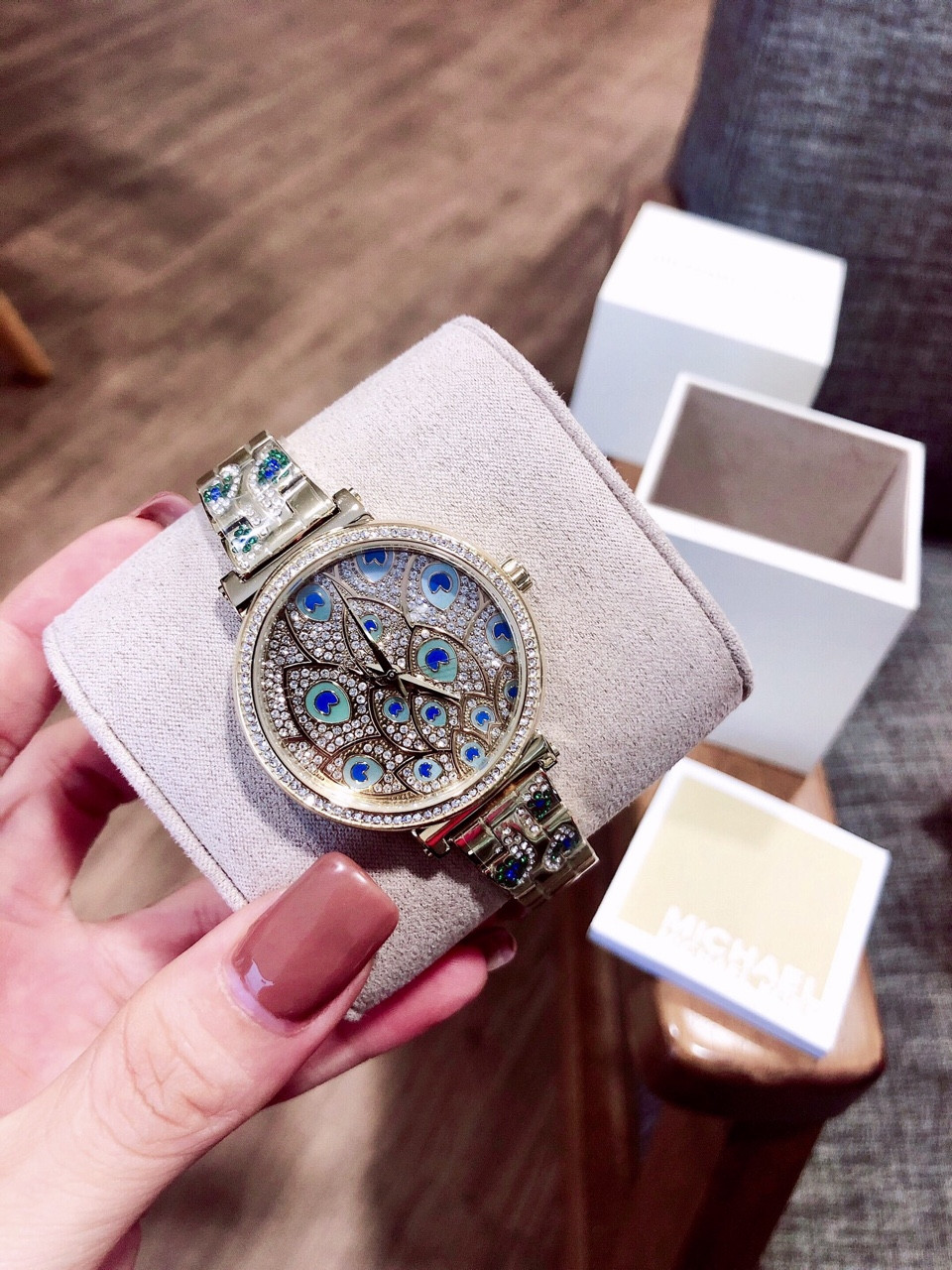 [HCM]Đồng hồ nữ mặt tròn - Đồng hồ nữ dây kim loại Michael Kors MK3945  Size 36 mm fullbox - Đồng hồ nữ đẹp - Đồng hồ nữ đính đá pha lêKiwi xanh