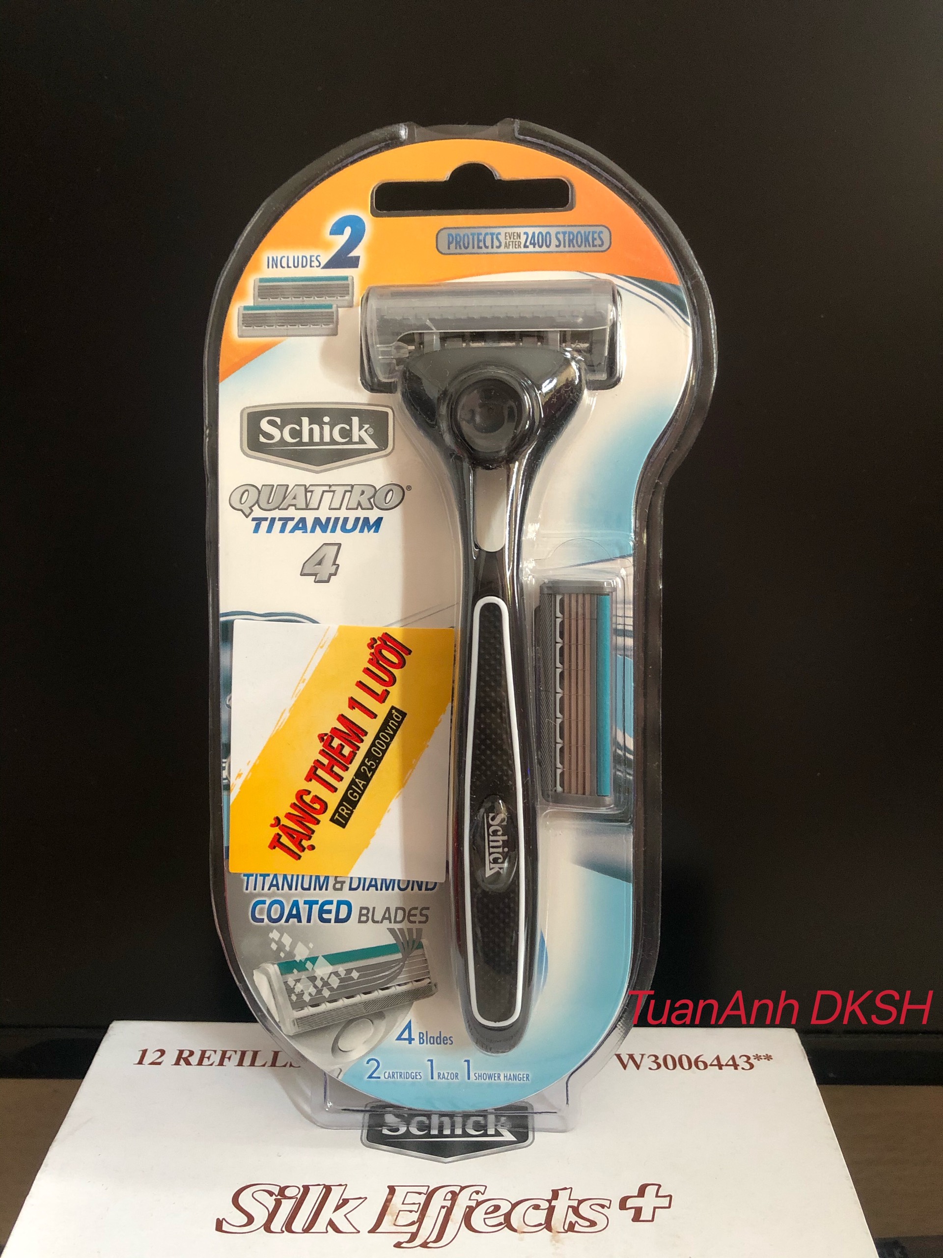 Dao Cạo Râu SCHICK QUATTRO TITANIUM 4 lưỡi Tặng Thêm 1 lưỡi dao. Hàng