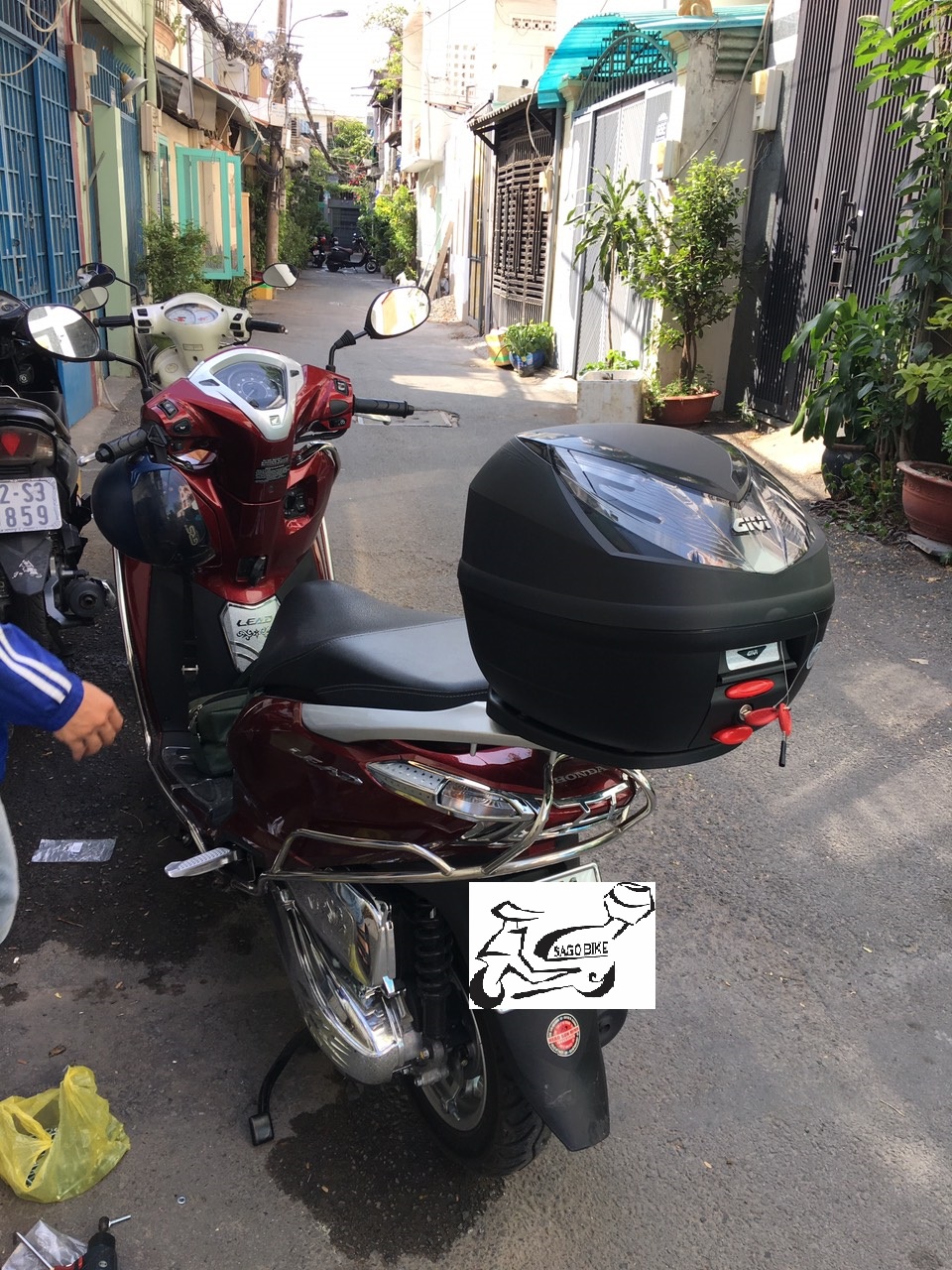 [HCM]Thùng givi mẫu E250N2 găn cho xe Lead